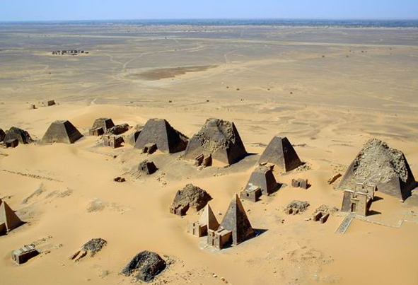 http://billygambelaafroasiaticanthropology.files.wordpress.com/2009/04/nubia-sudan-meroe-pyramids.jpg